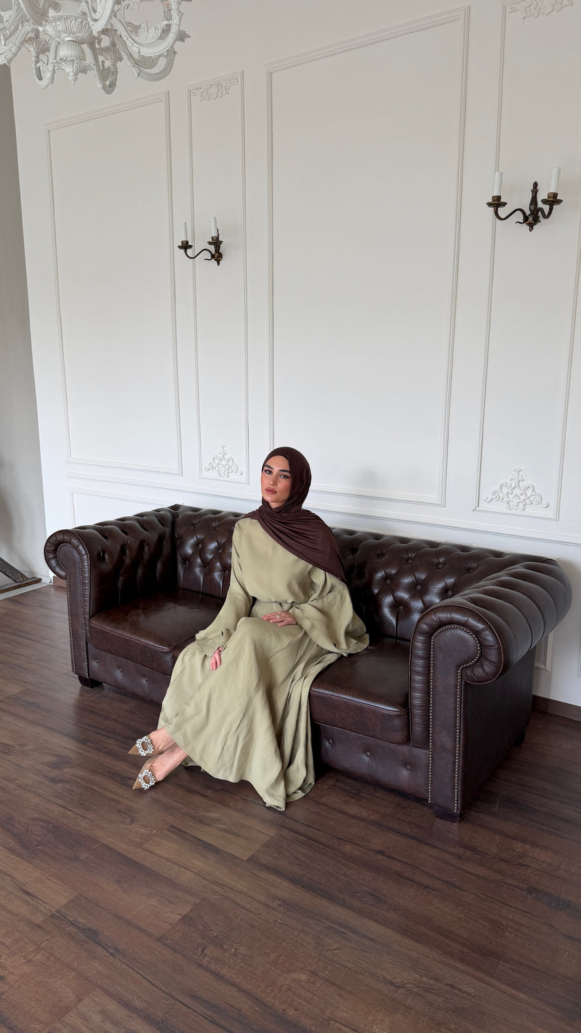 Fließendes Maxi Kleid mit Volantärmeln