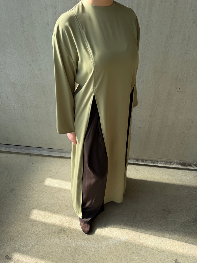 Moca Bluse mit seitlichem Schlitz