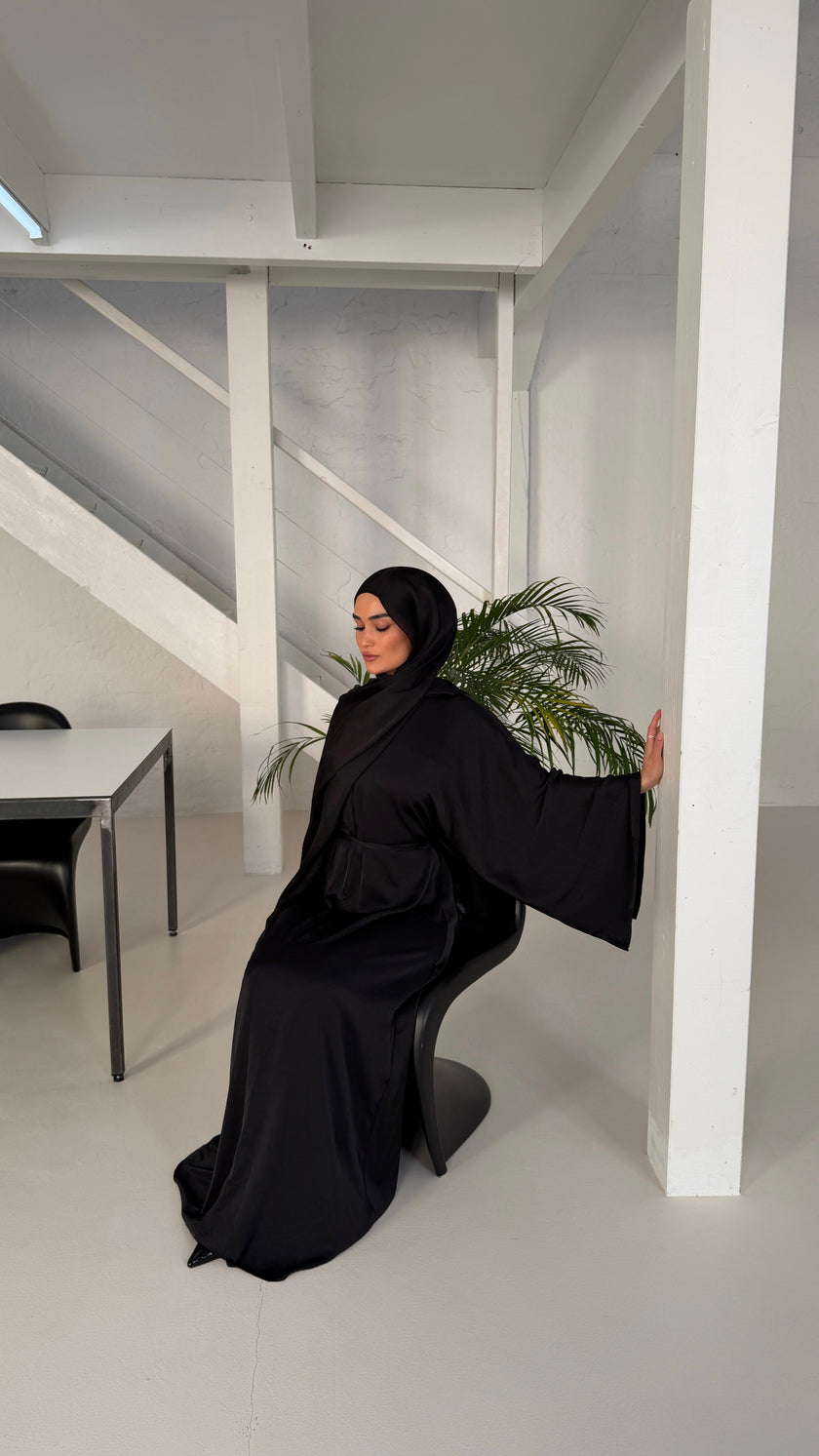 Satin Kleid mit Fledermausärmeln