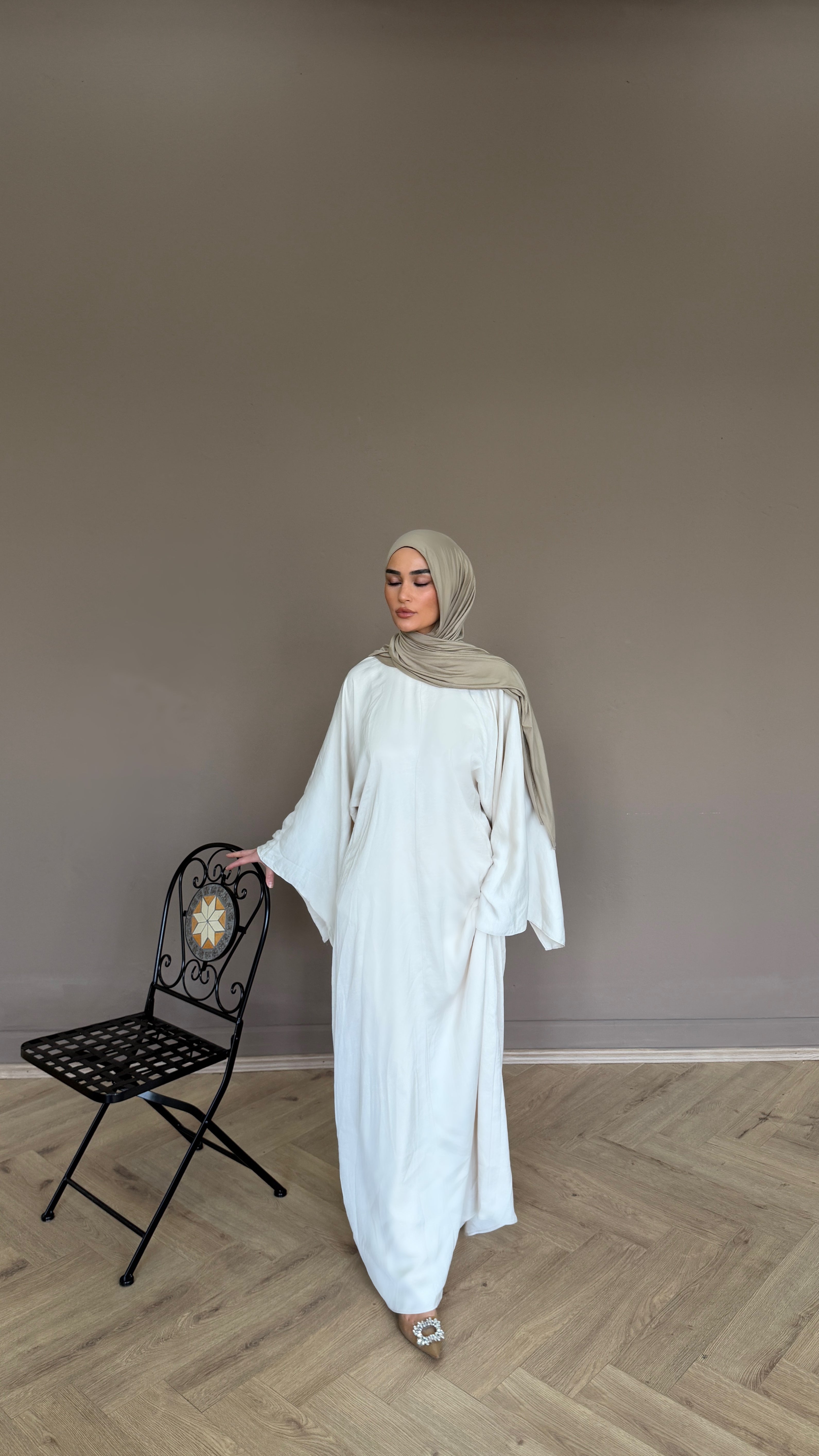 Satin Kleid mit Fledermausärmeln