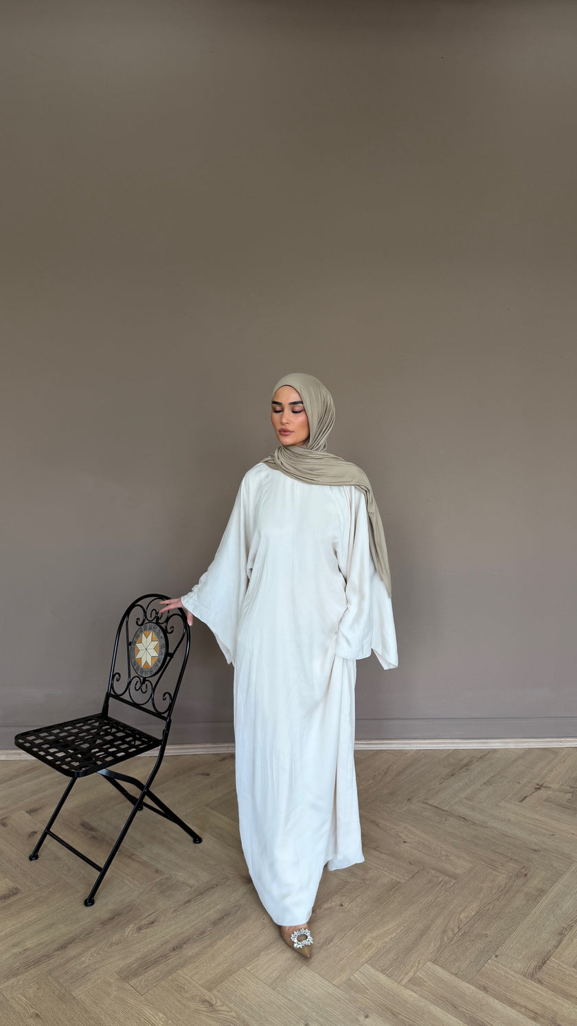 Satin Kleid mit Fledermausärmeln