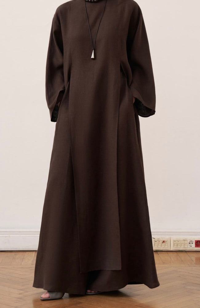 Leinenbluse mit Schlitzdetails