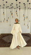 Fließendes Maxi Kleid mit Volantärmeln
